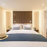ホテル Moon & Sun 4*