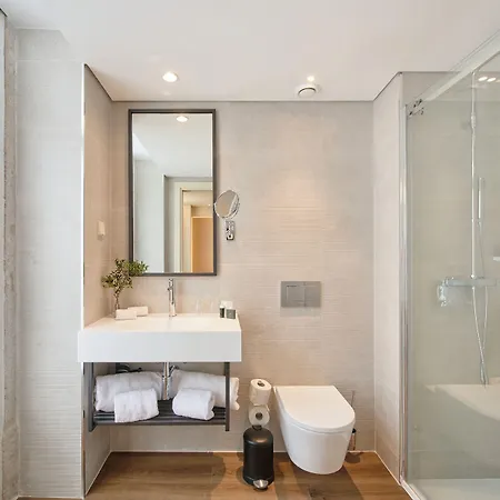 Hotel Moon & Sun 4*