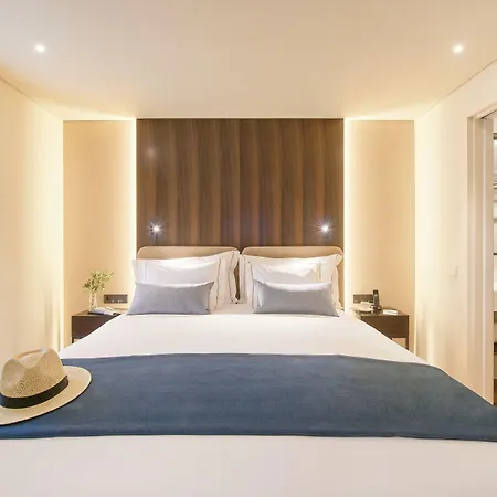 Hotel Moon & Sun 4*
