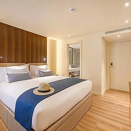 Moon & Sun Hotel