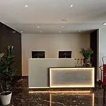 Moon & Sun Hotel